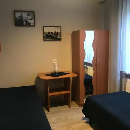 Karwia Pokoje & Apartamenty Exterior photo