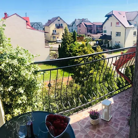 Karwia Pokoje & Apartamenty Exterior photo
