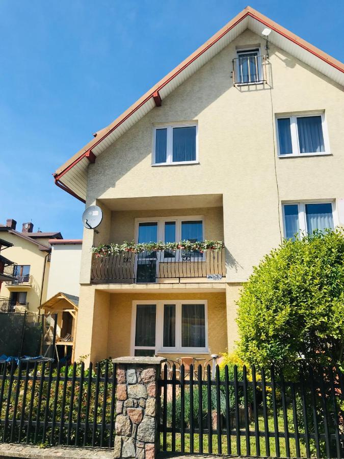 Homestay & Karwia